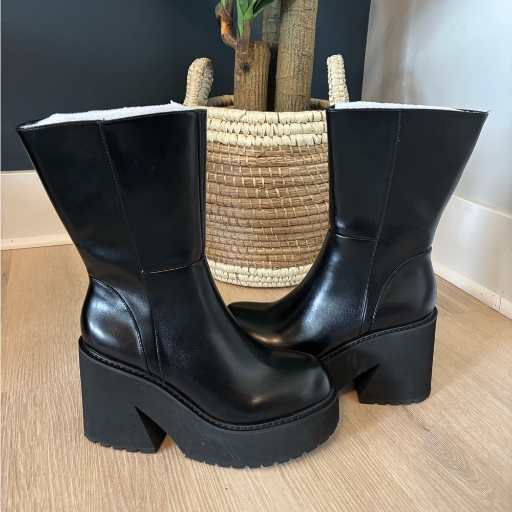 Black Platform boots
